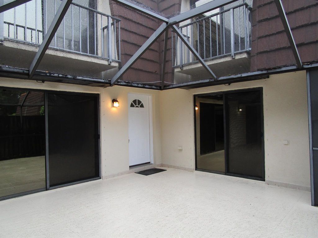 Photo of 2519 25th Lane, Palm Beach Gardens, FL 33418 (MLS # R11078097)