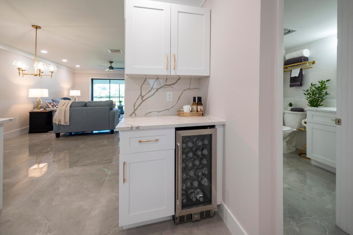 GREENS OF BOCA LAGO CONDO - Residential