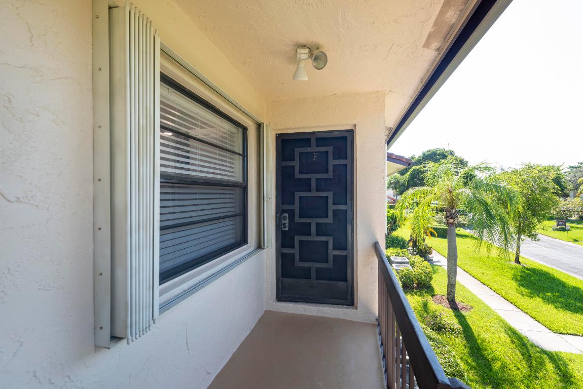 GREENS OF BOCA LAGO CONDO - Residential