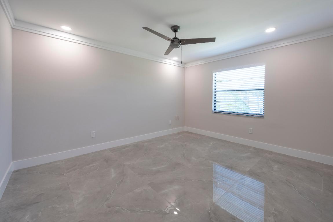 GREENS OF BOCA LAGO CONDO - Residential