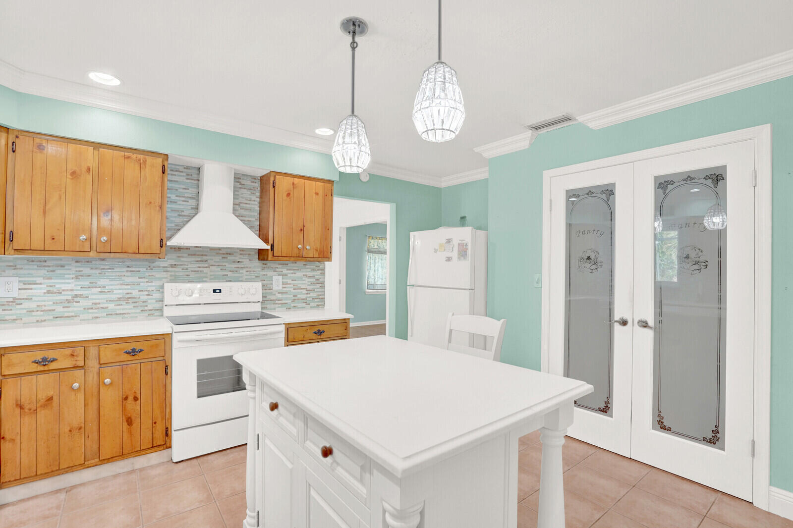 LOXAHATCHEE GROVES - Residential