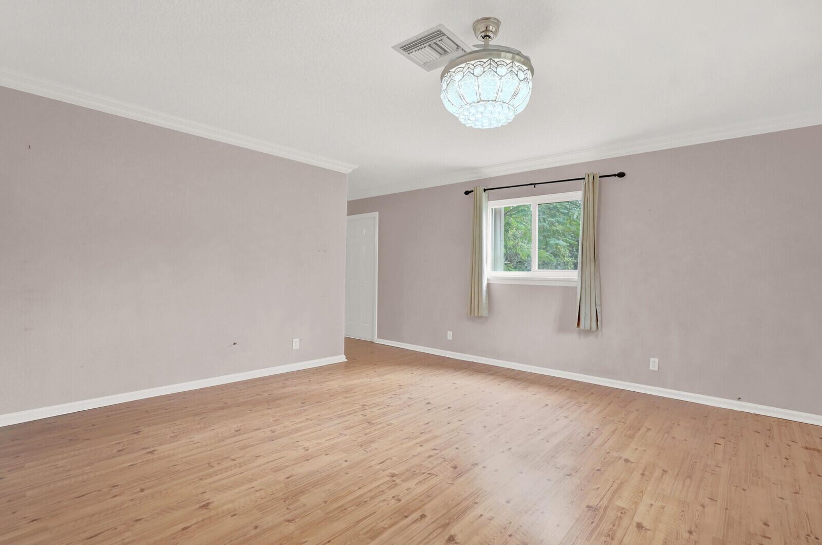 LOXAHATCHEE GROVES - Residential