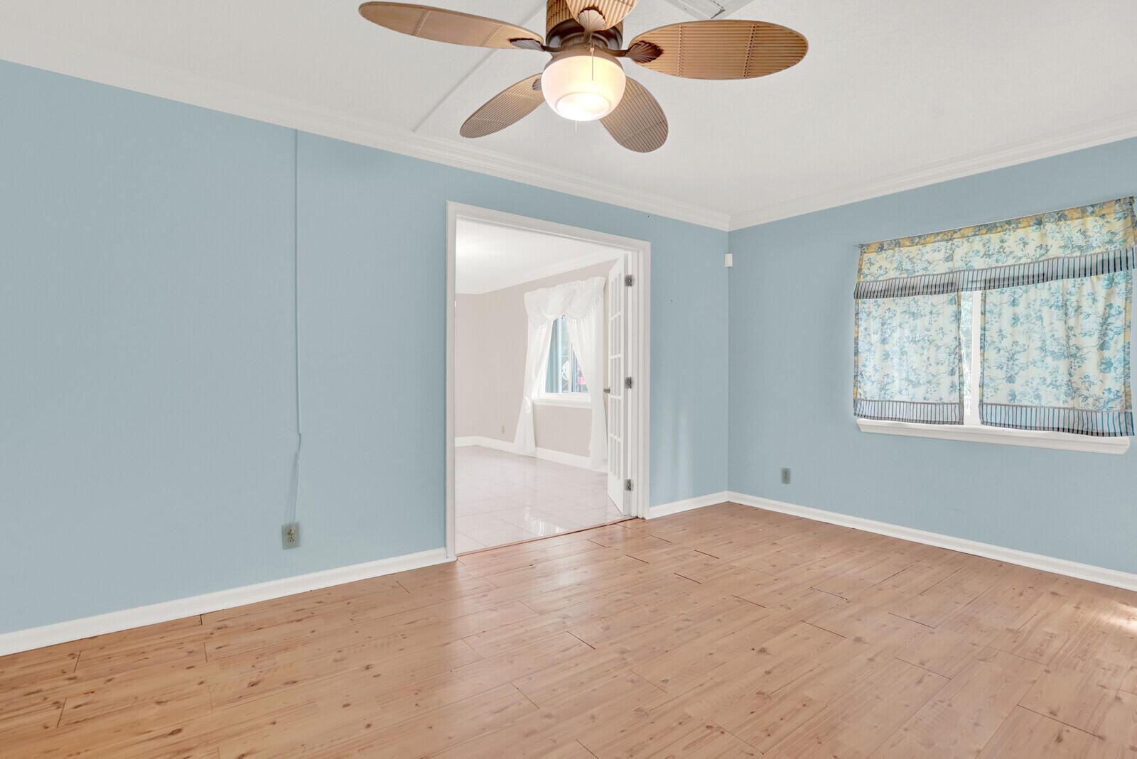 LOXAHATCHEE GROVES - Residential