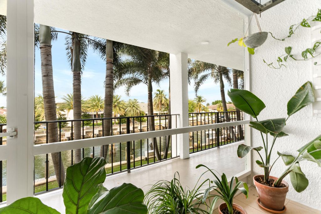 Photo of 109 Paradise Harbour Boulevard #204, North Palm Beach, FL 33408 (MLS # R10967068)