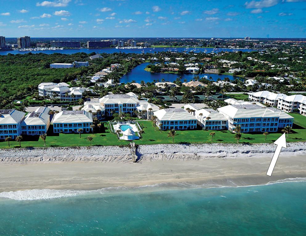 Lost Tree Village - Residential