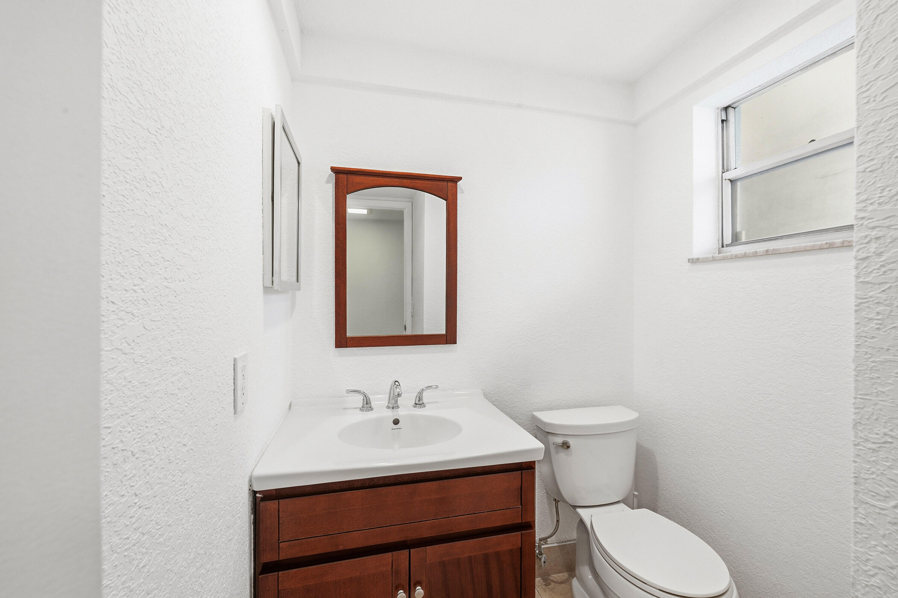 ASHBURY HOUSE - Residential