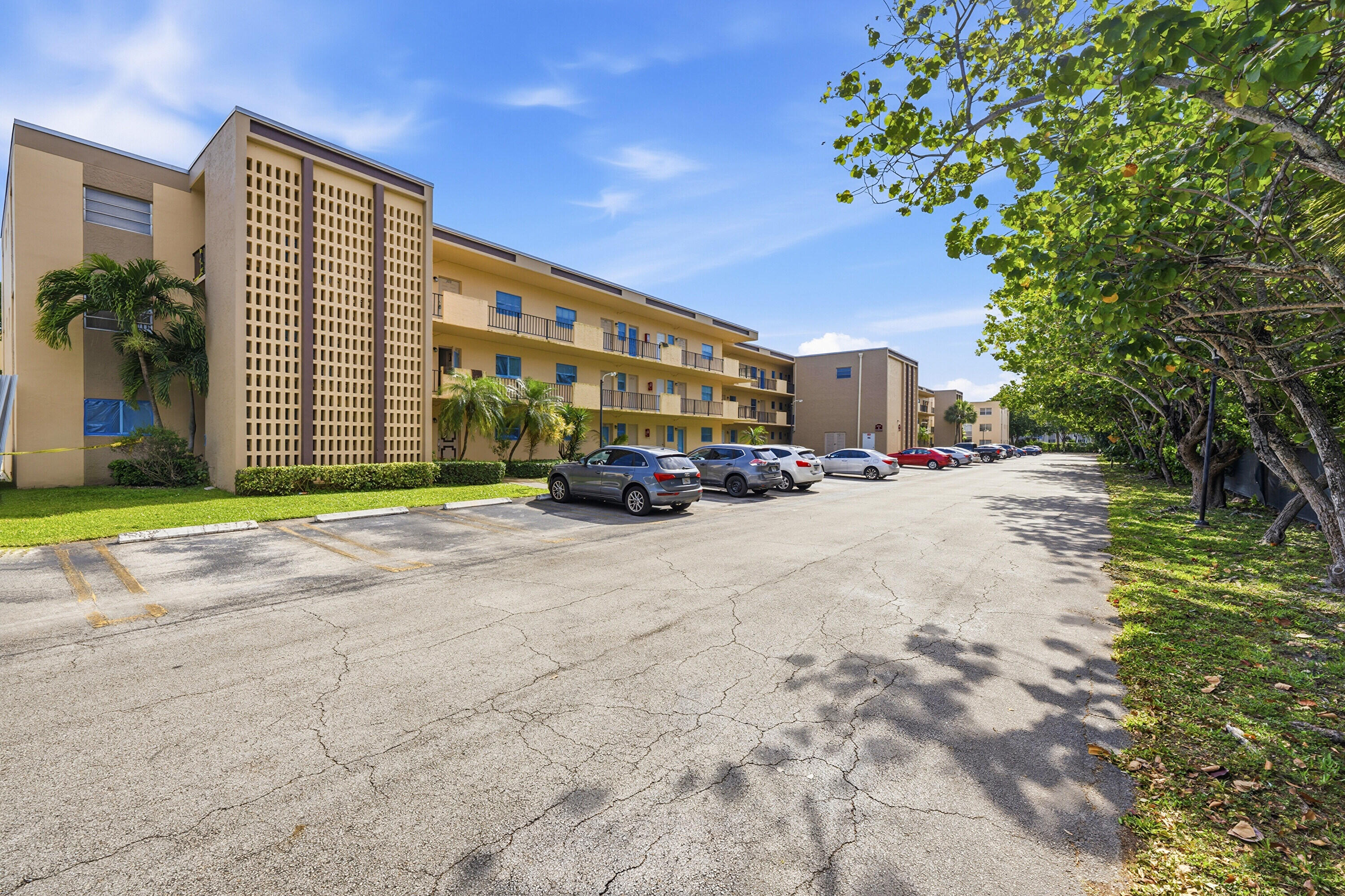 200 Ashbury Road 106