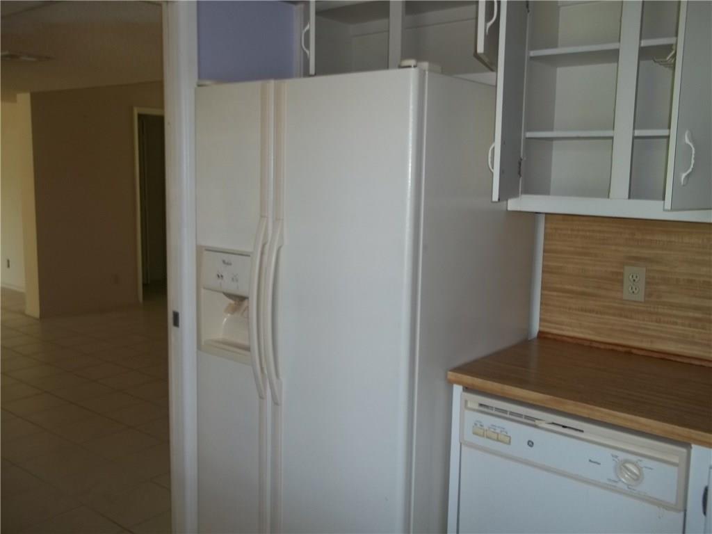 PALM AIRE C C - Residential