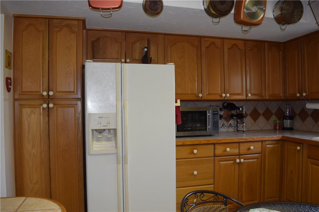 PASADENA LAKES - Residential