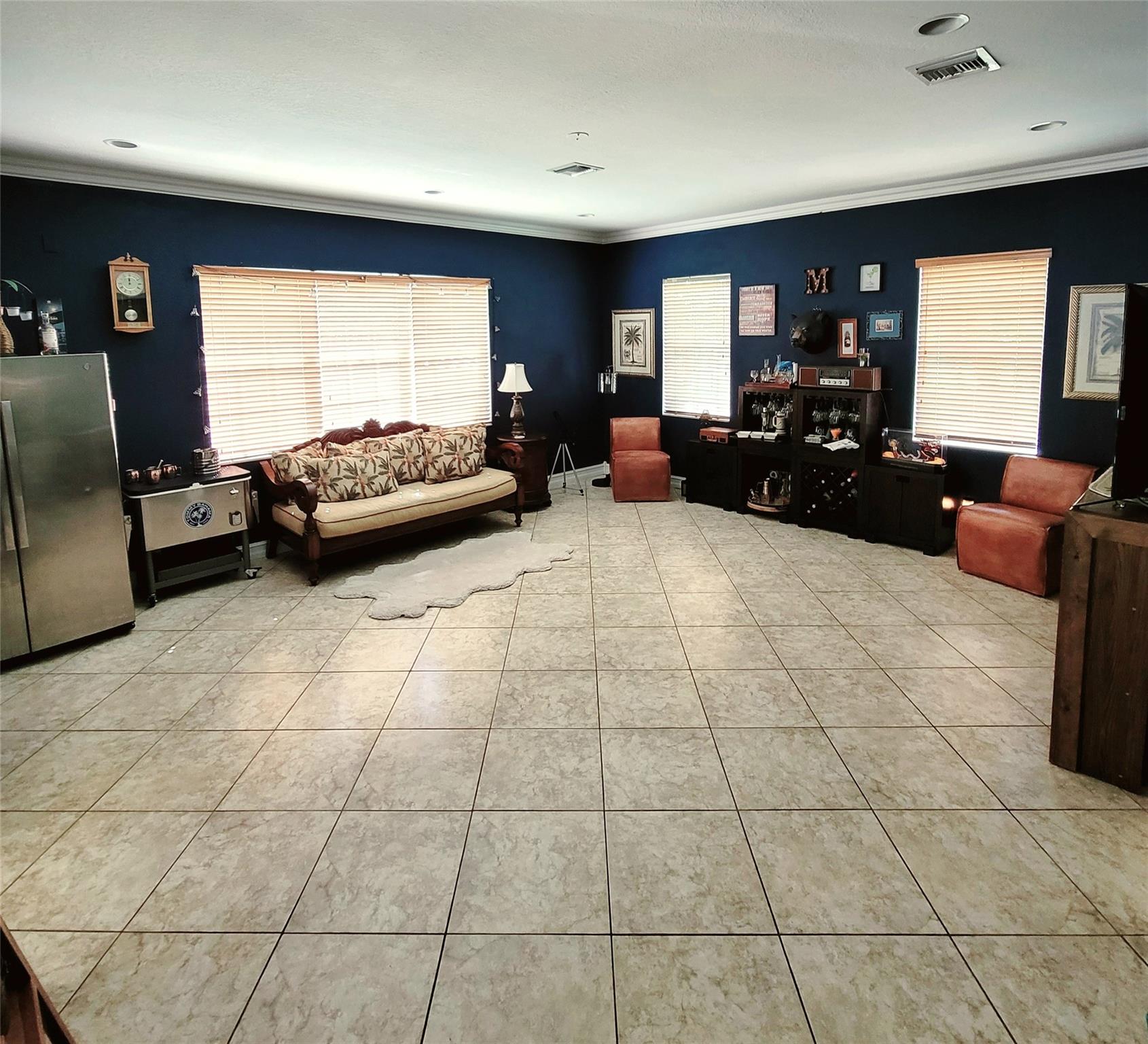 Acreage & Unrec - Residential