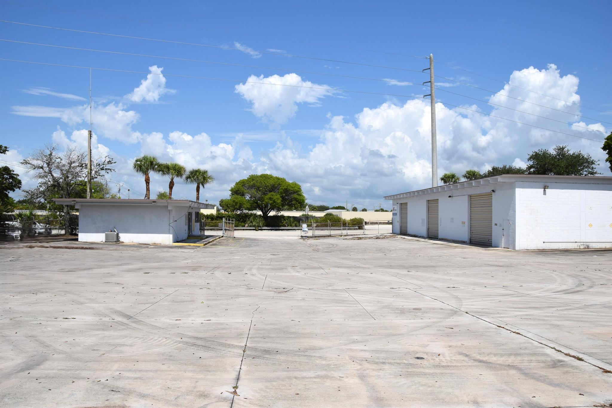 281 Old Dixie Highway