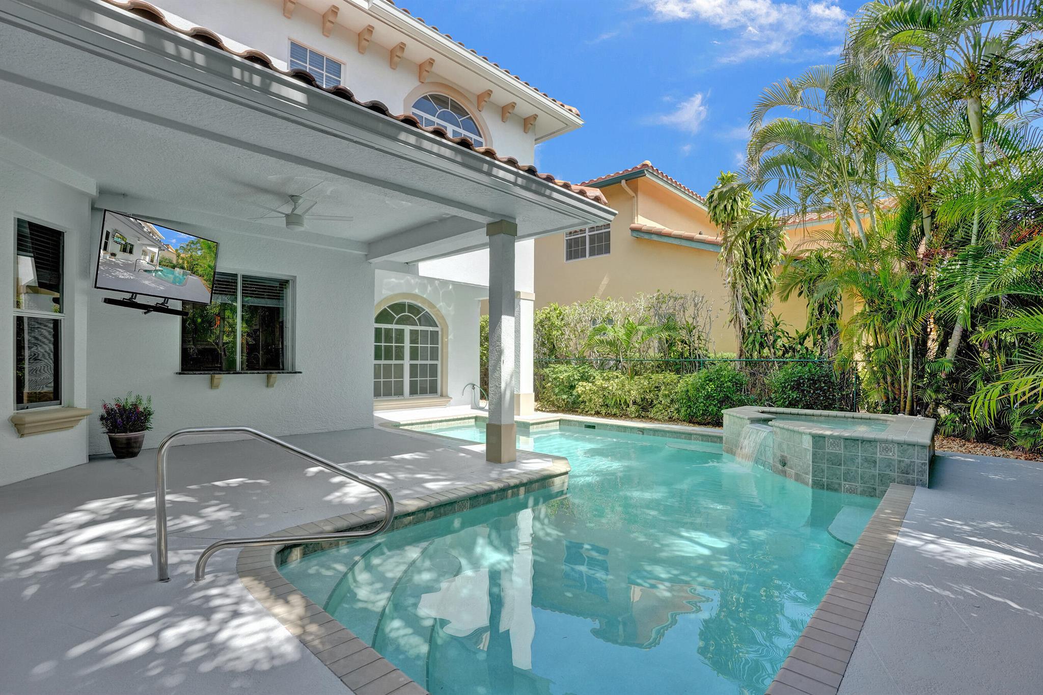 1835 Copley Place
