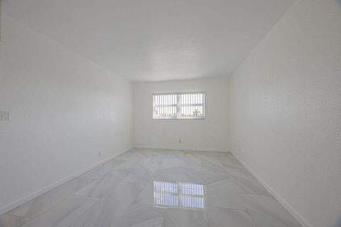 Tiny photo for 808 SE 7 Street #305, Deerfield Beach, FL 33441 (MLS # R11146181)