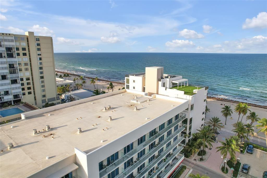 COSTA HOLLYWOOD CONDO - Residential