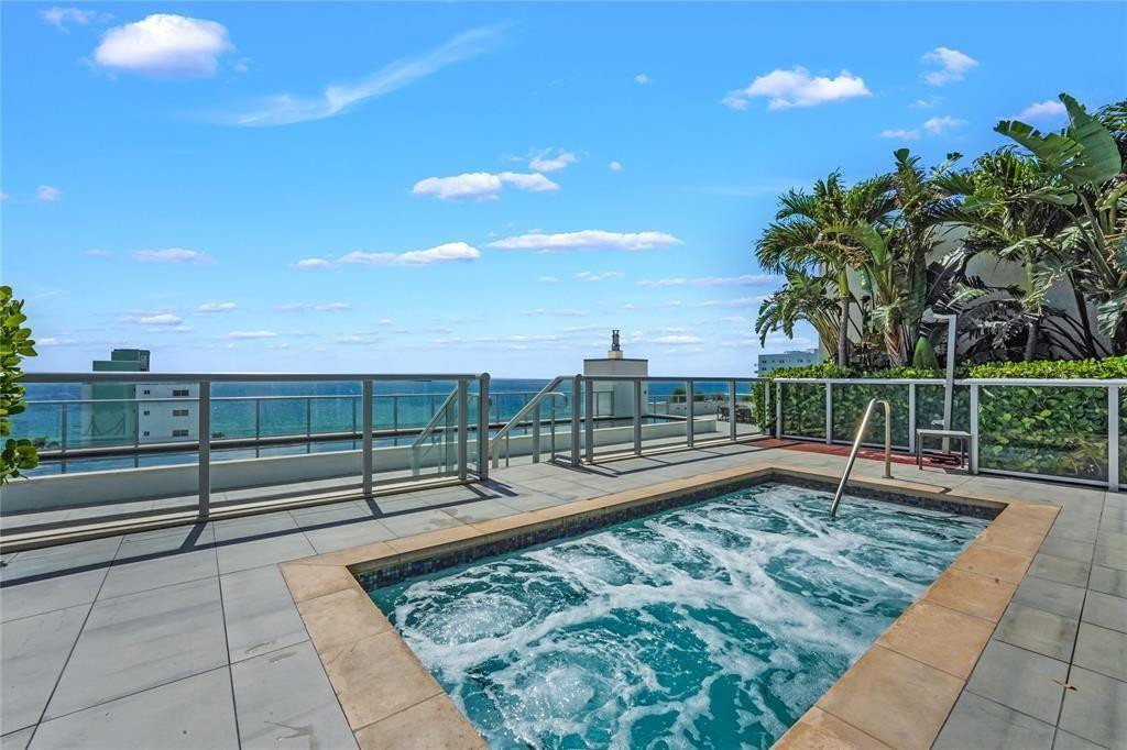 COSTA HOLLYWOOD CONDO - Residential