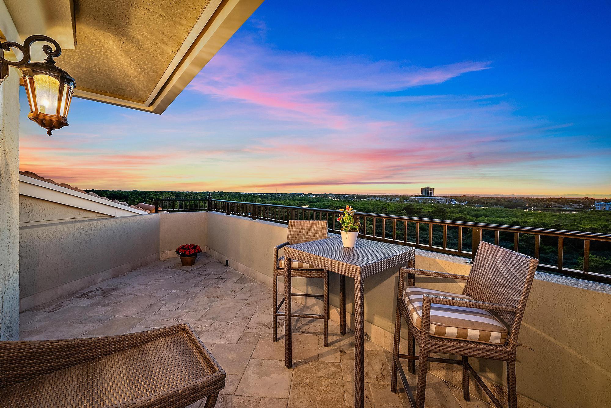 126 Tierra Lane 2, Jupiter, FL, 33477/$1,749,000 2 126 Tierra Lane 2