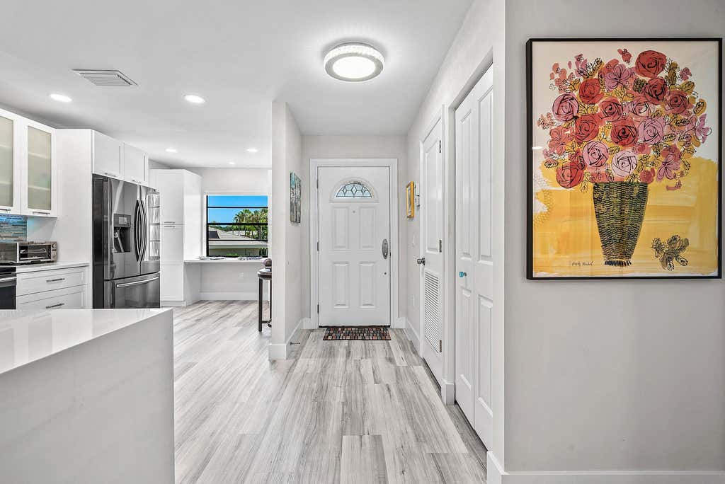Photo of 42 STRATFORD Lane W #D, Boynton Beach, FL 33436 (MLS # B26066915)