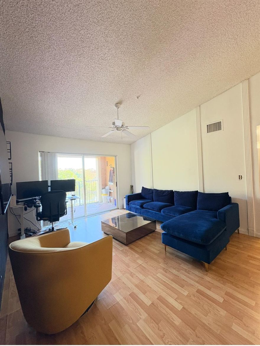 Spacious 2BD/2BA condo featuring split bedrooms, each with its own bathroom. This bright third-floor unit offers laminate flooring, a walk-in closet in the primary suite, a private balcony, and a full-size washer and dryer in-unit. Located in the sought-after gated community of Carrington, which offers a clubhouse, newly upgraded fitness center, pool, tennis courts, and children’s playroom. Excellent location close to top schools, major highways, shopping, restaurants, and more. A must-see!