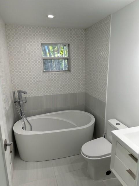 View photos, virtual tours, details... 622 SE 6th Ct
