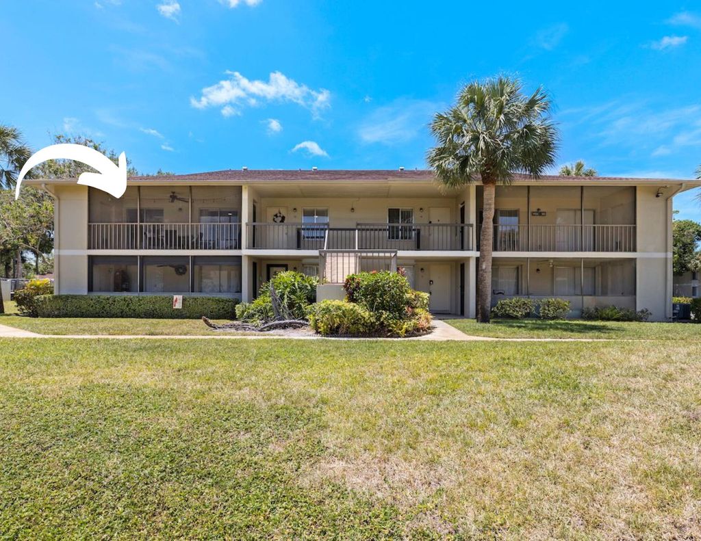 Photo of 6543 Chasewood Drive #G, Jupiter, FL 33458 (MLS # B26018998)