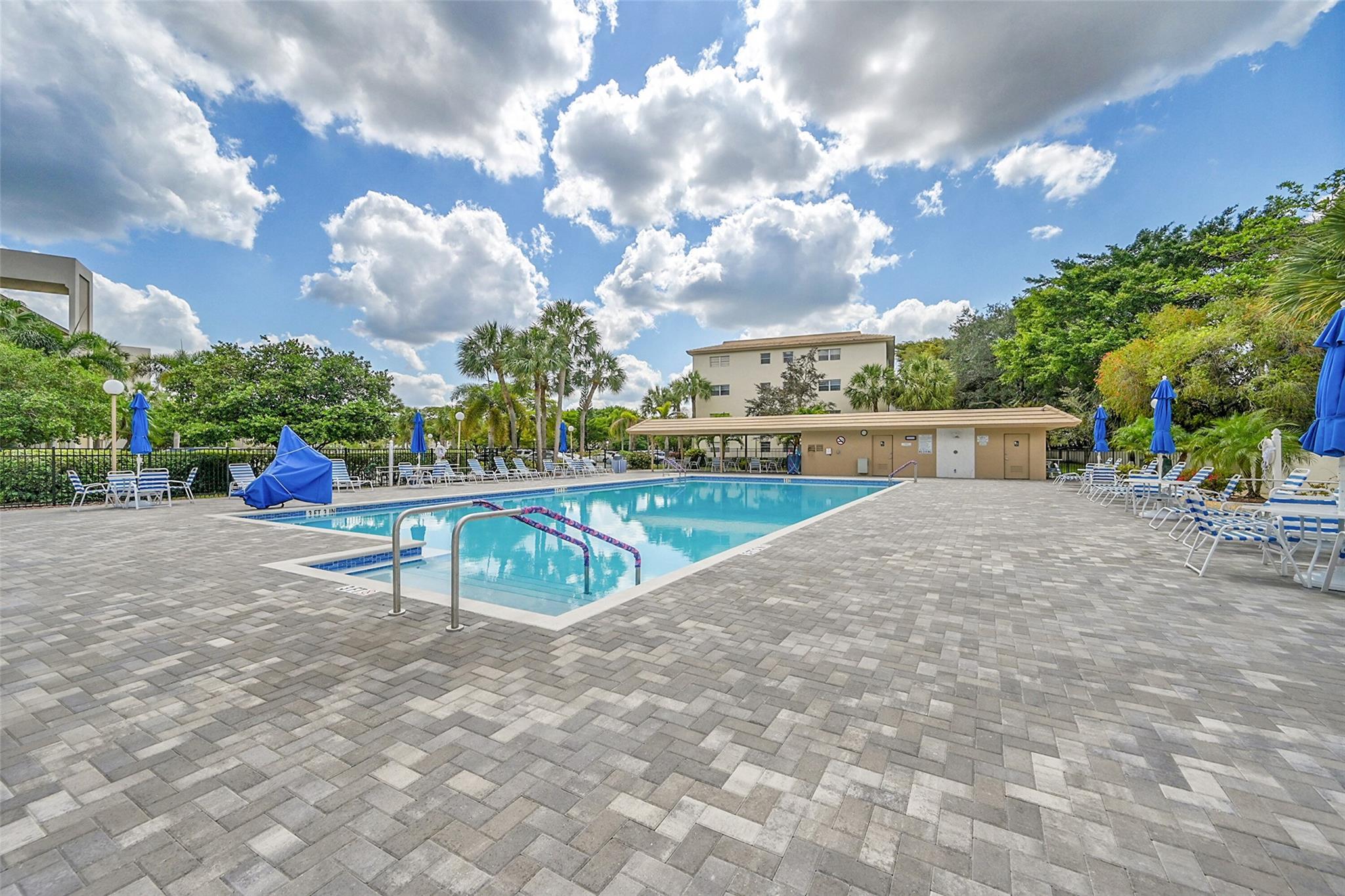 WYNMOOR VILLAGE - Residential