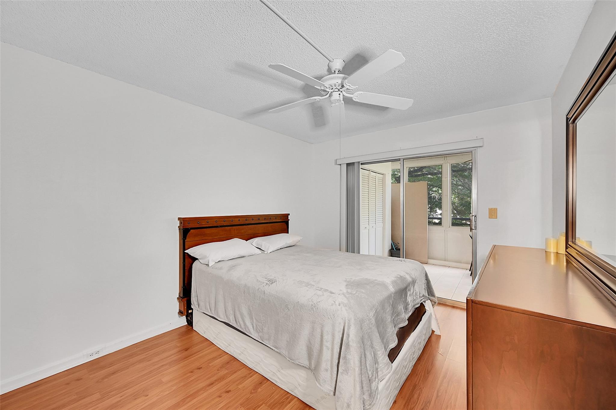 WYNMOOR VILLAGE - Residential