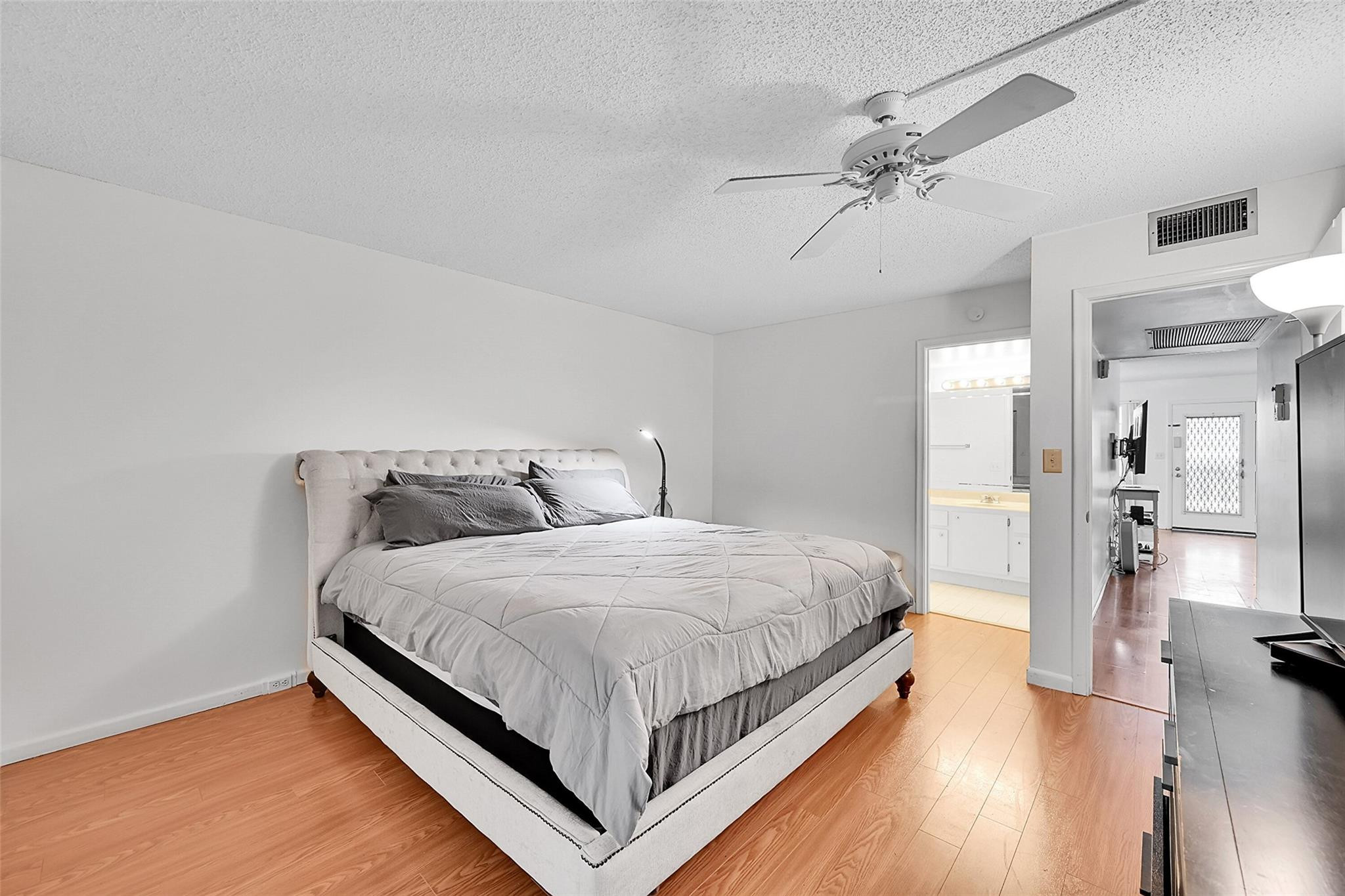 WYNMOOR VILLAGE - Residential