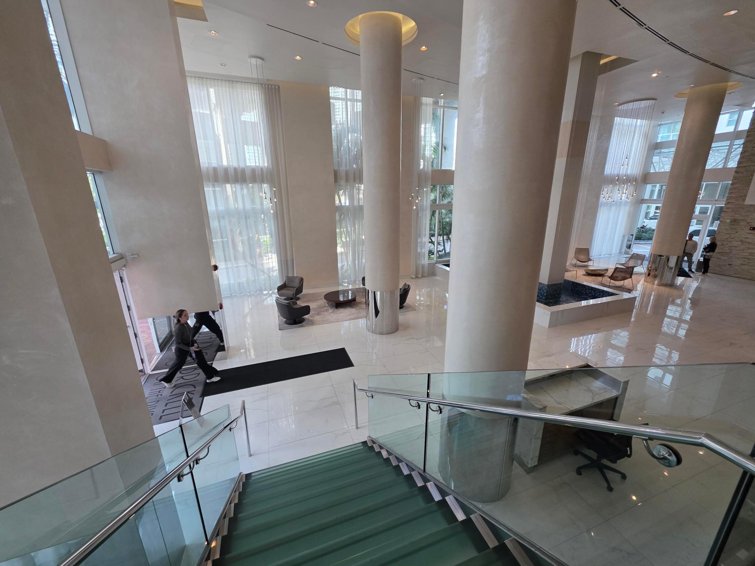 BRICKELL ON THE RIVER S TWR CONDO - Residential Lease