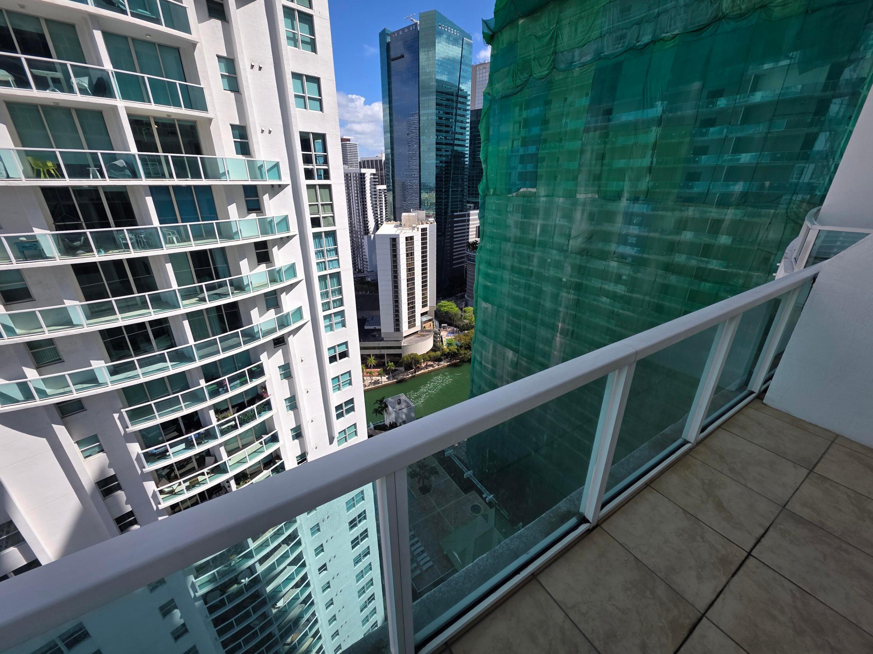 BRICKELL ON THE RIVER S TWR CONDO - Residential Lease