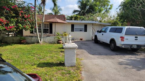 Single Family Residence in Pompano Beach FL 5531 76th Place Pl.jpg