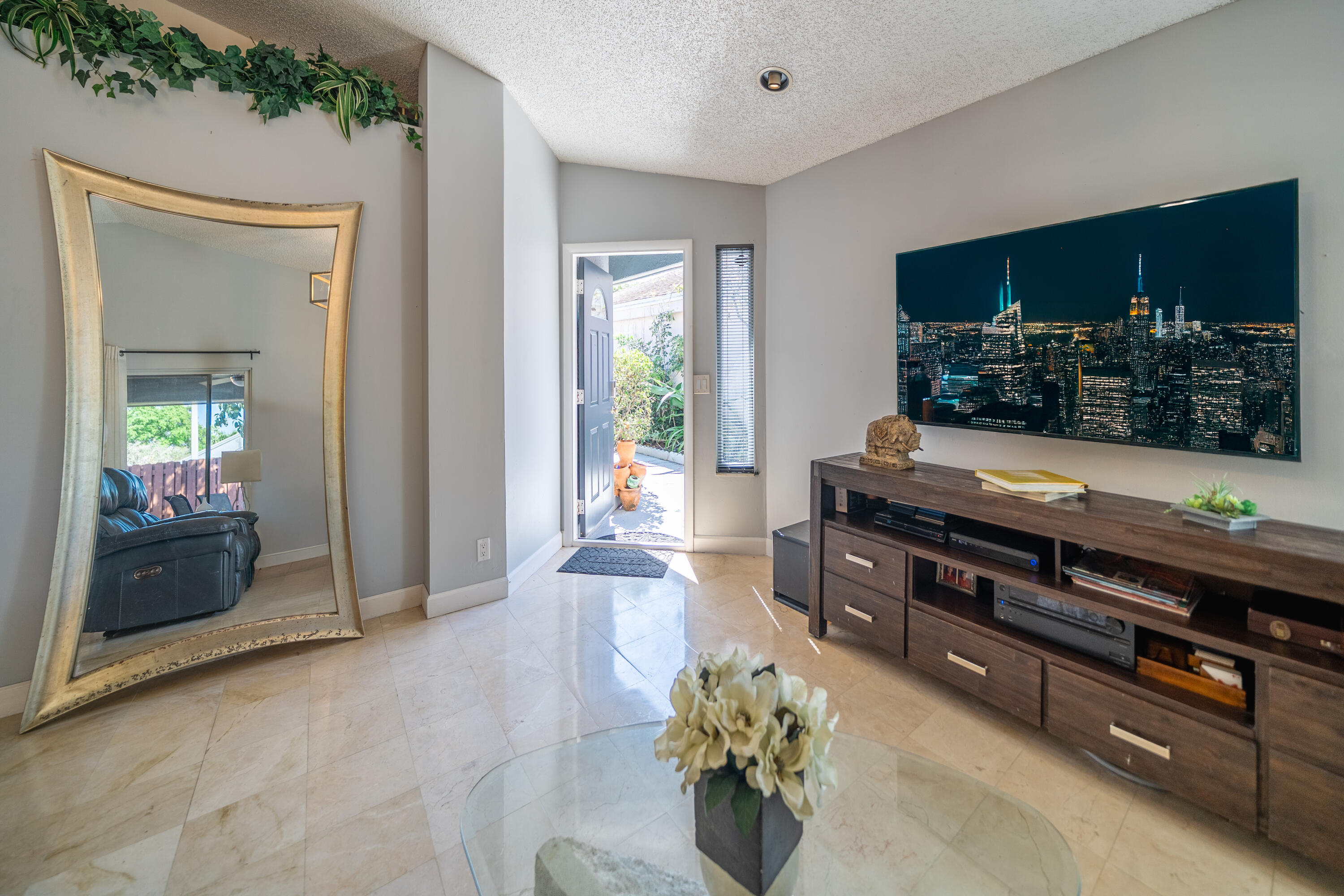 LAKEVIEW HOMES AT - Residential