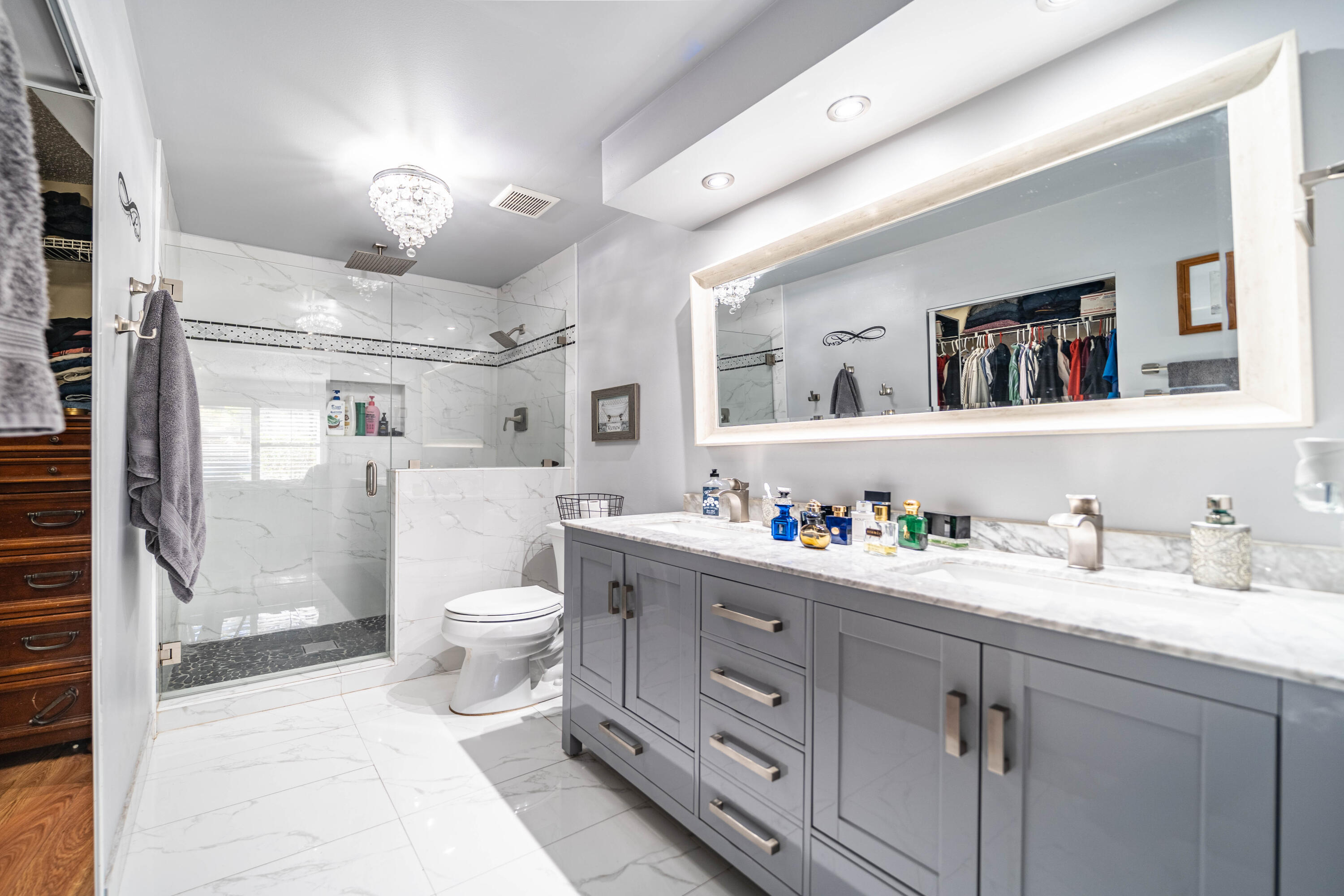 LAKEVIEW HOMES AT - Residential