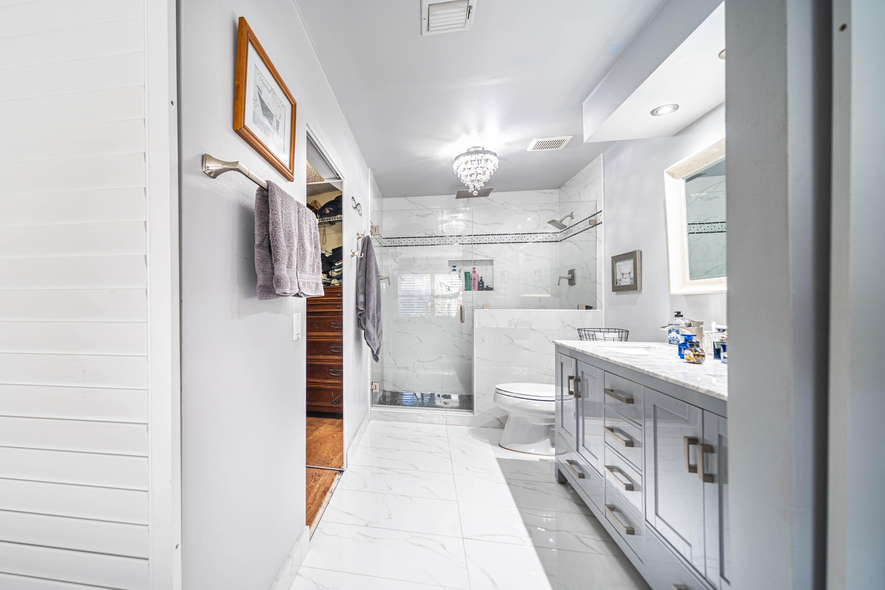 LAKEVIEW HOMES AT - Residential