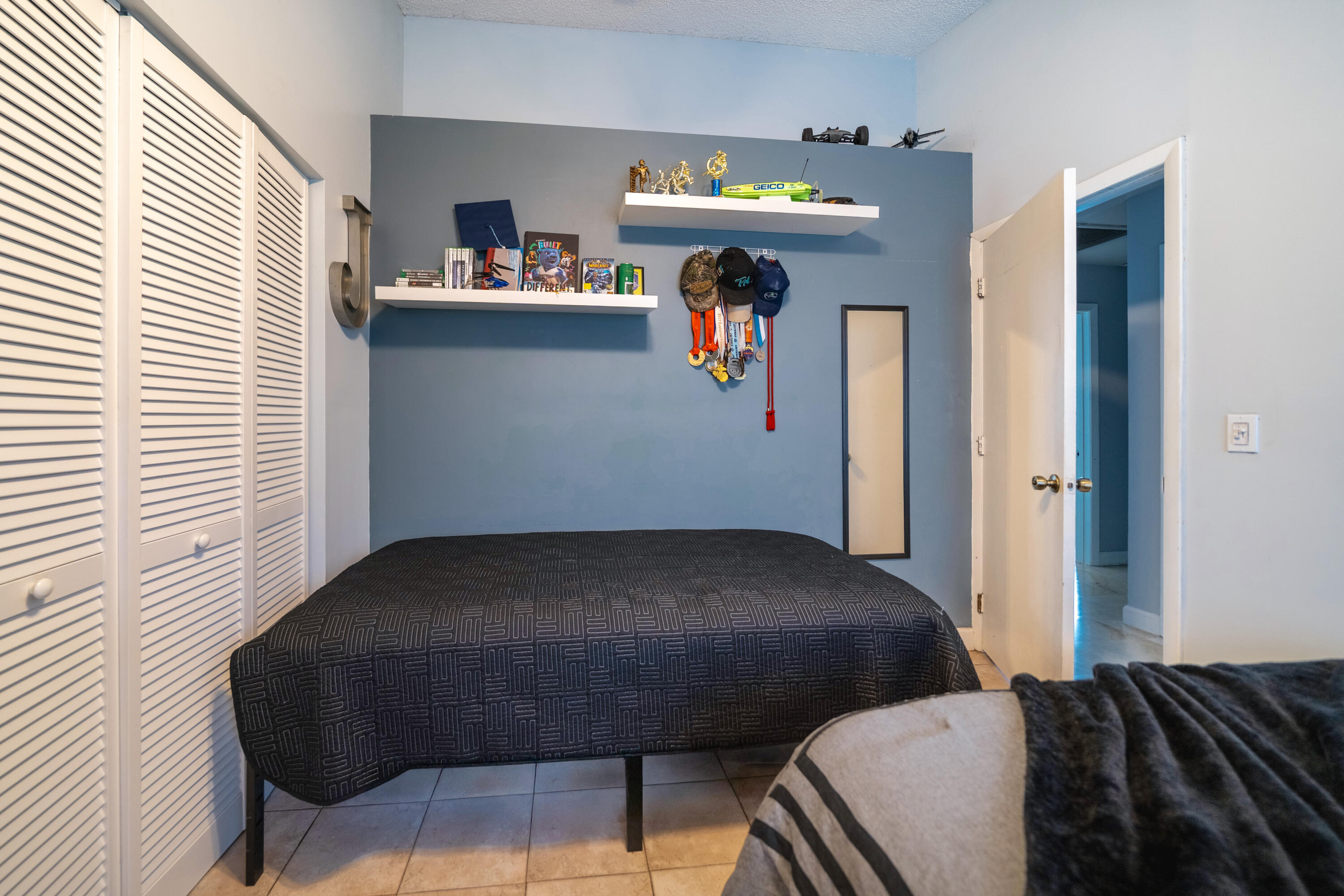 LAKEVIEW HOMES AT - Residential