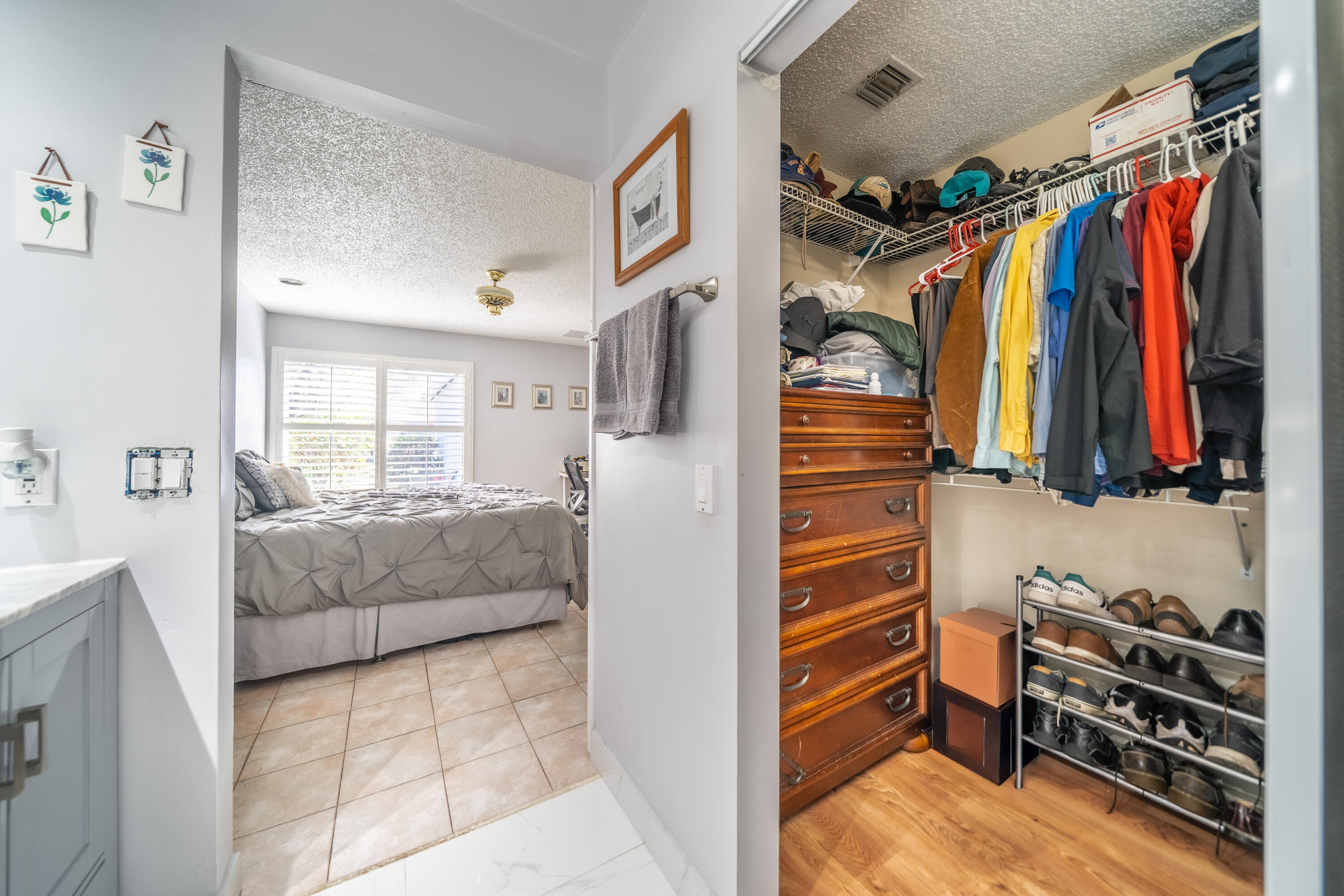 LAKEVIEW HOMES AT - Residential