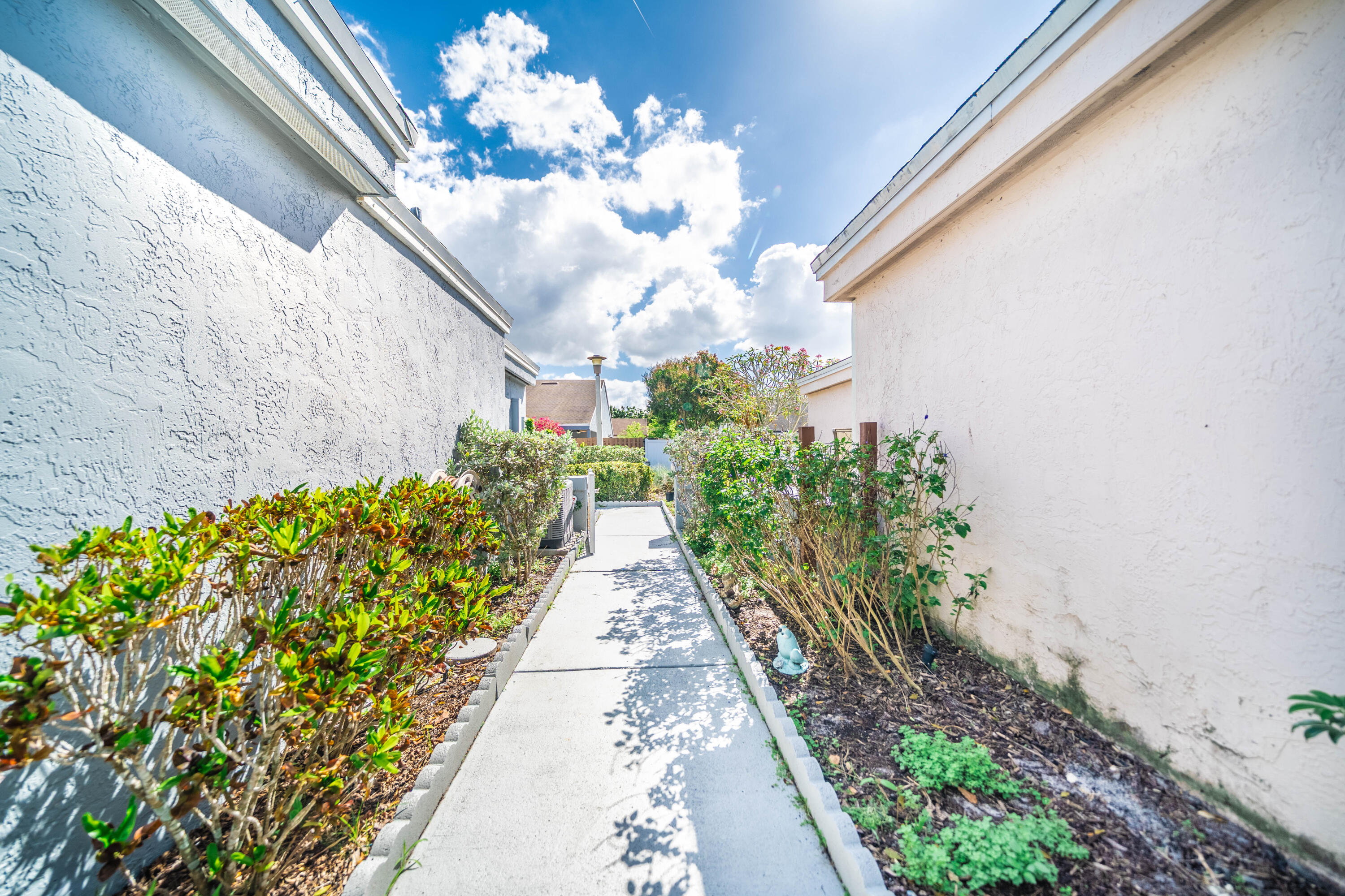 LAKEVIEW HOMES AT - Residential