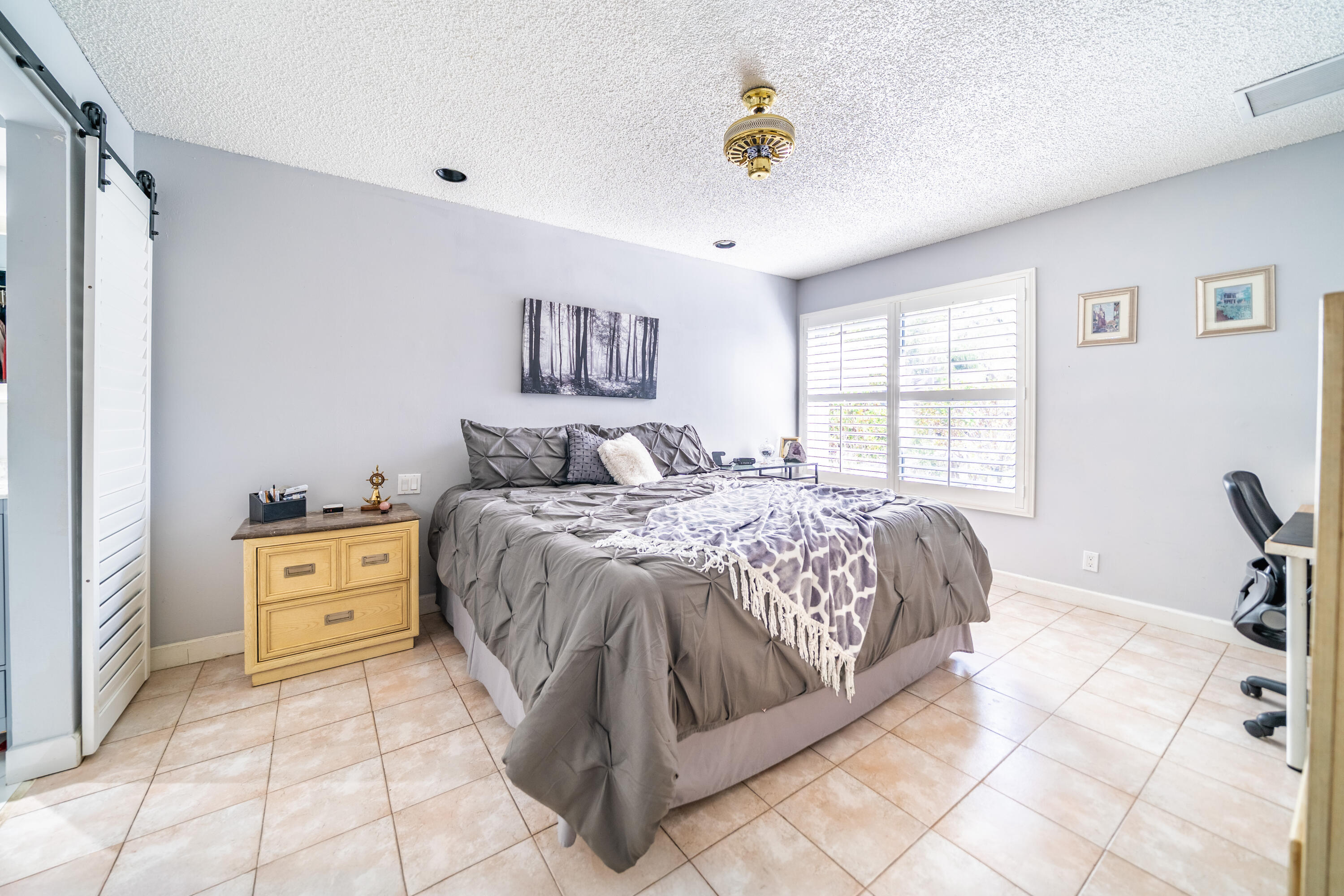 LAKEVIEW HOMES AT - Residential