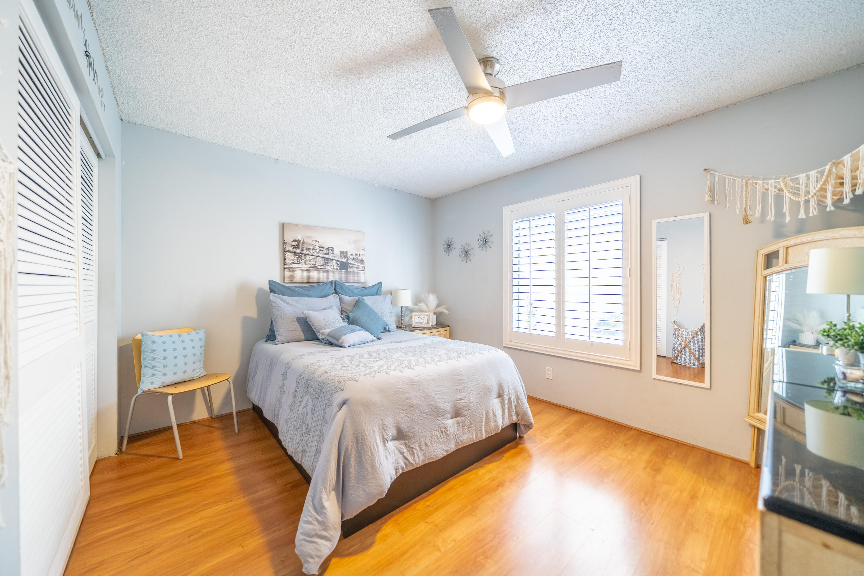 LAKEVIEW HOMES AT - Residential