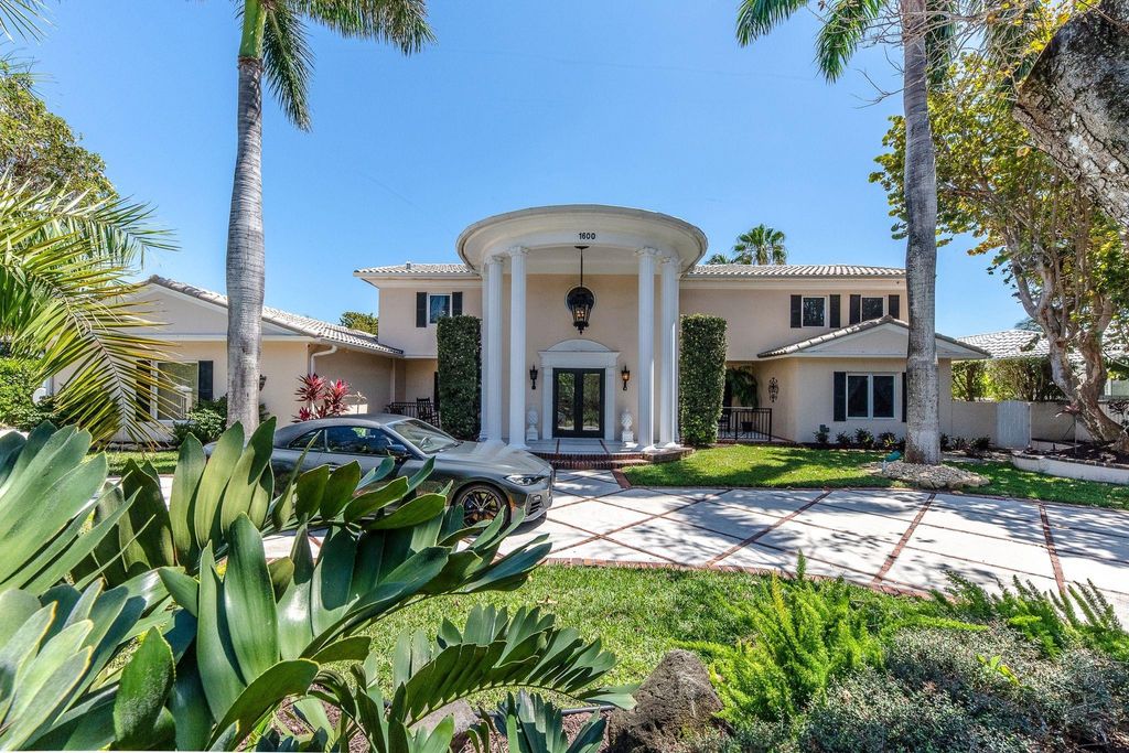 Photo of 1600 S Ocean Drive, Fort Lauderdale, FL 33316 (MLS # F10496413)