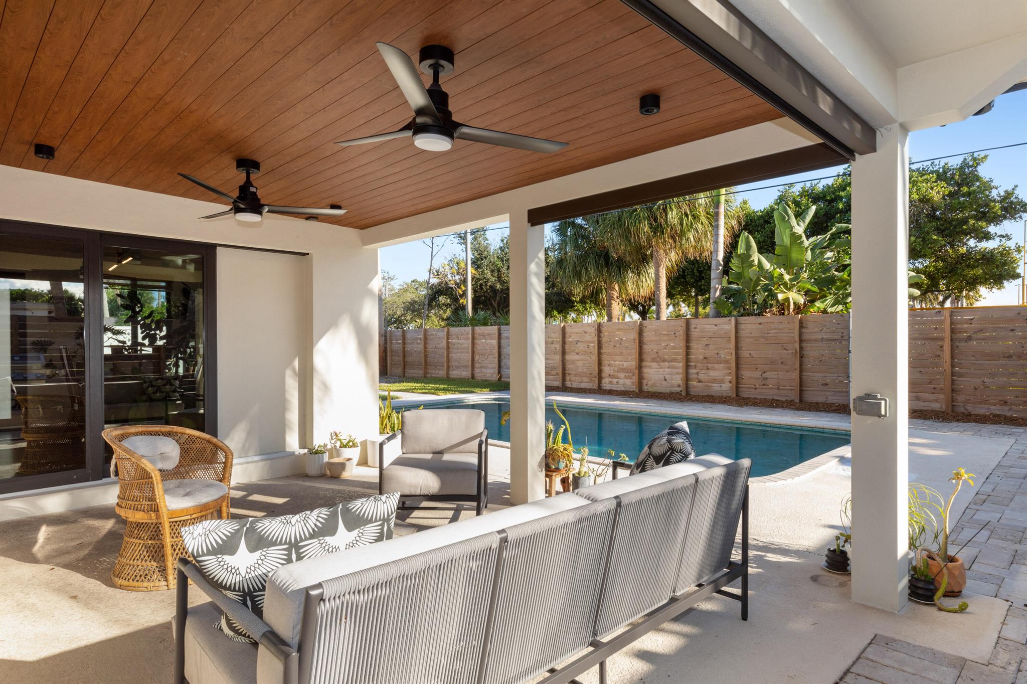 Coral Manor Fourth Add 53 - Residential