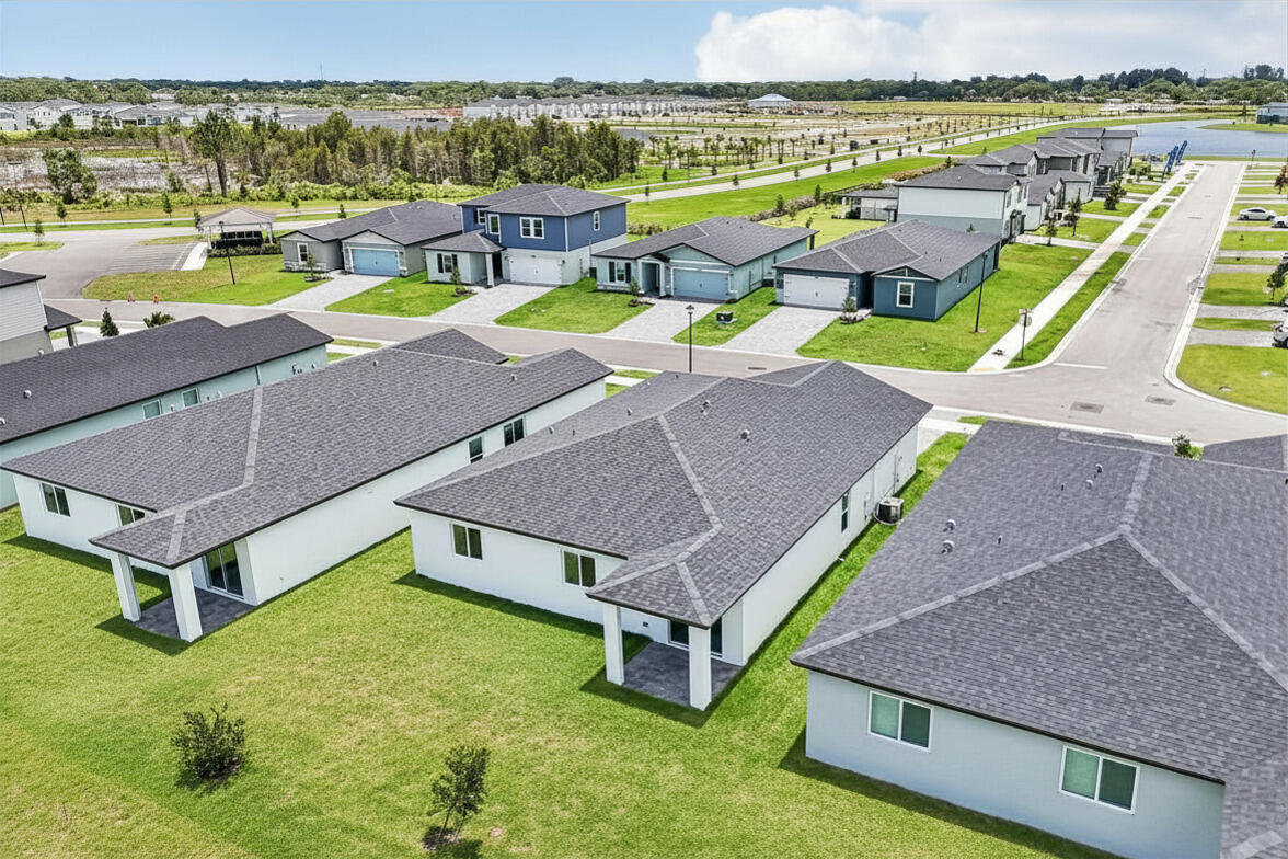 Terra Lago - Residential
