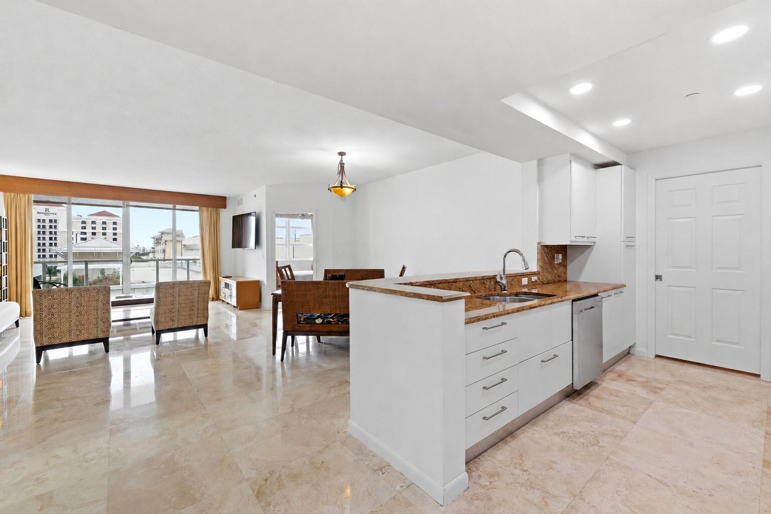 1819 SE 17TH Street 703