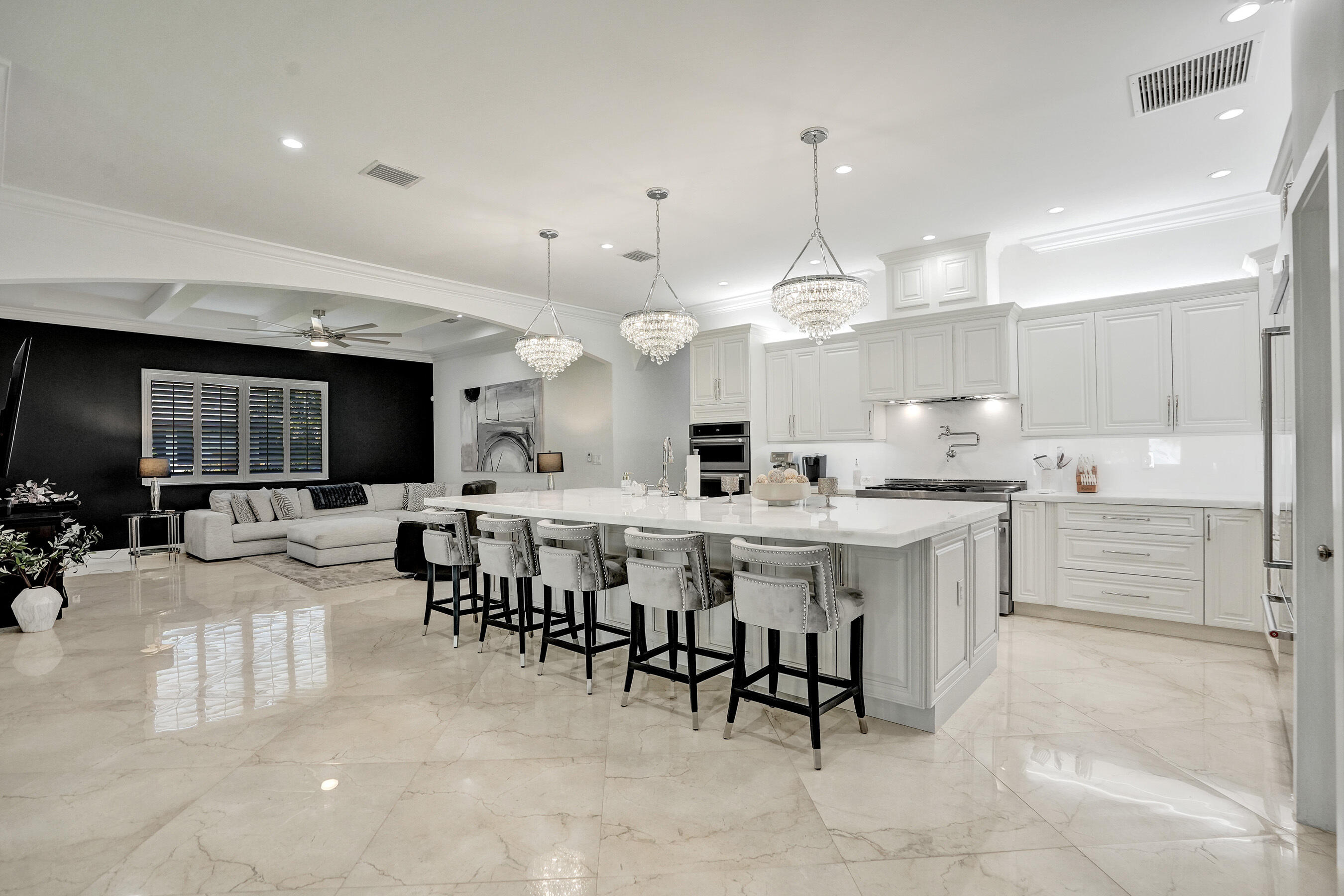 PINE TREE ESTATES - Residential