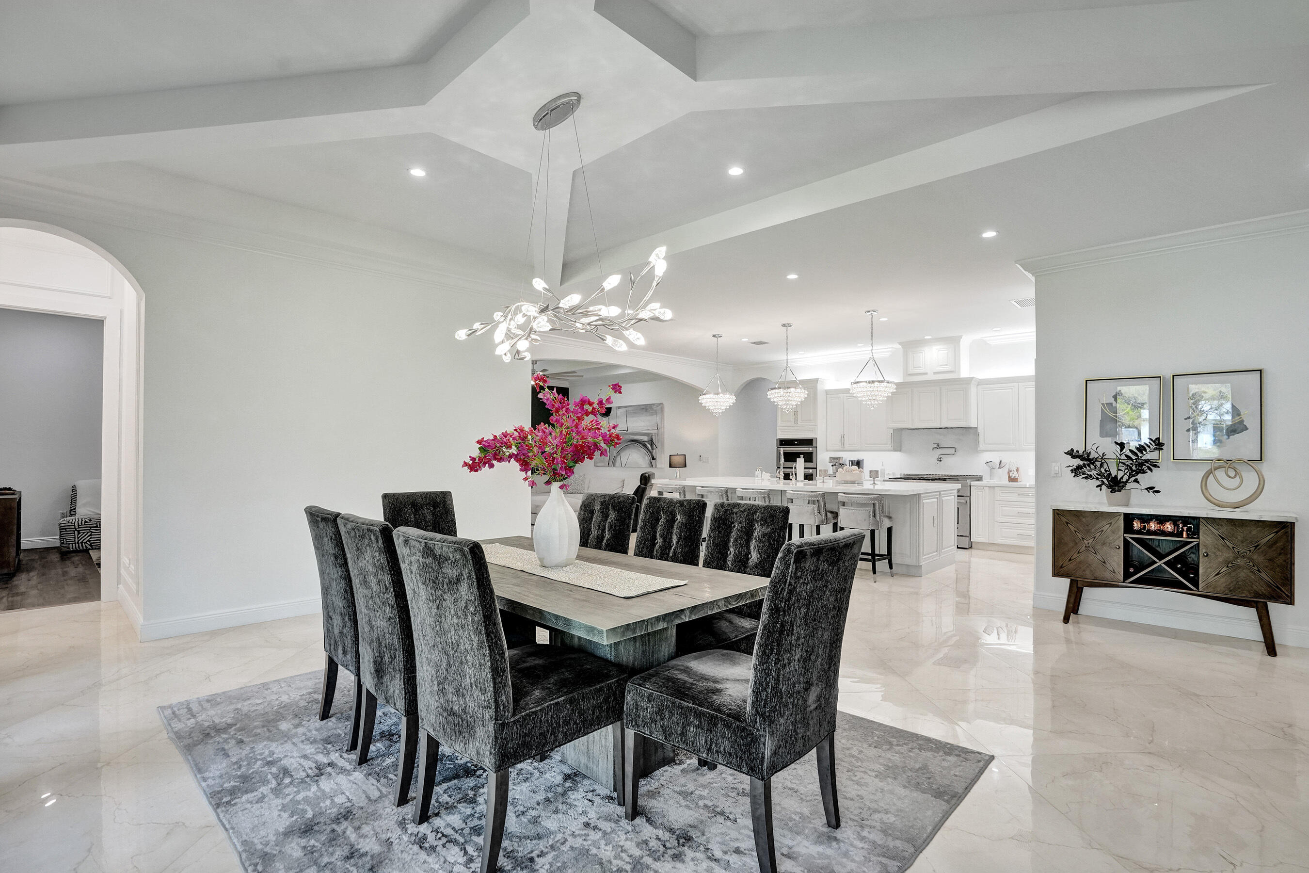 PINE TREE ESTATES - Residential