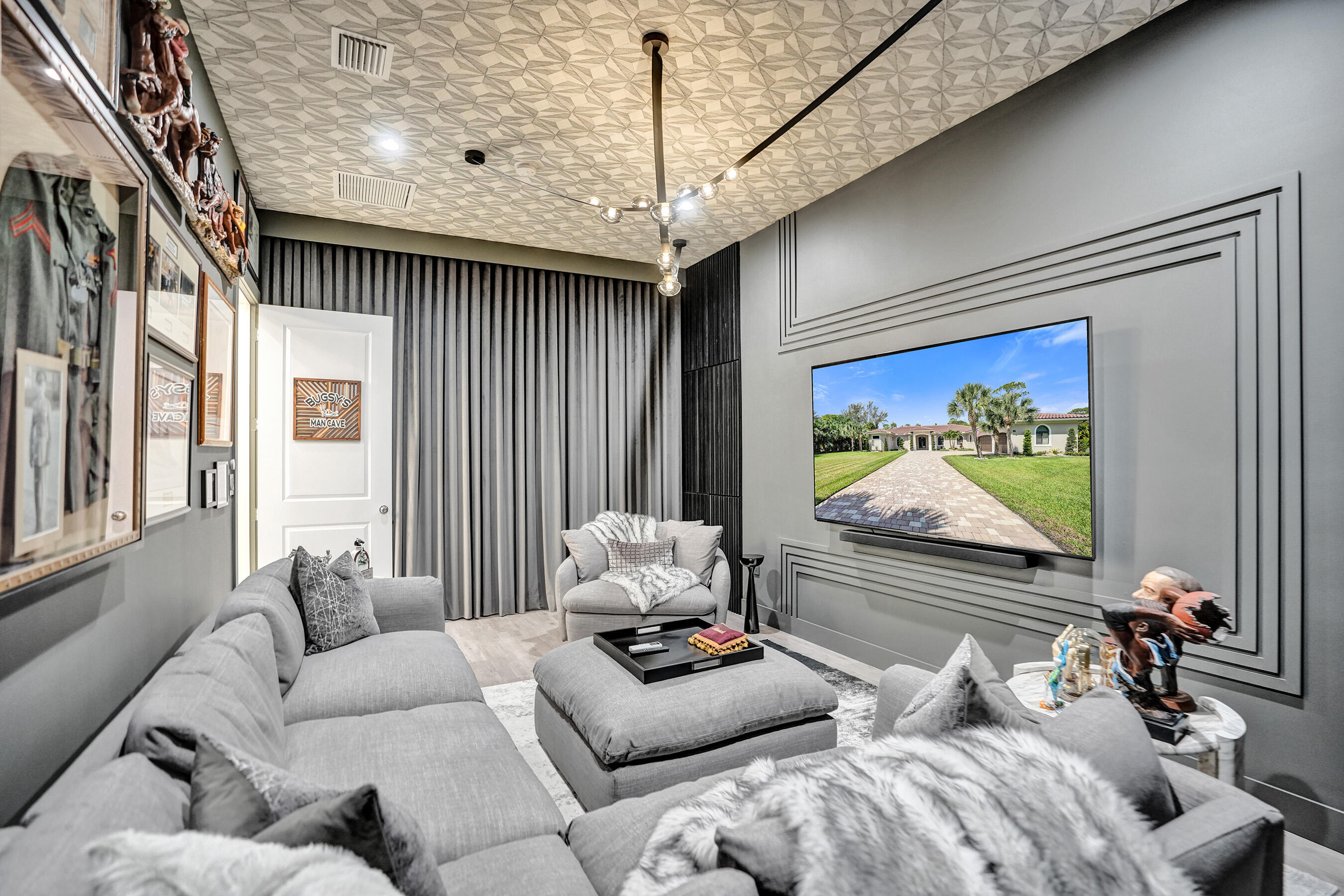 PINE TREE ESTATES - Residential