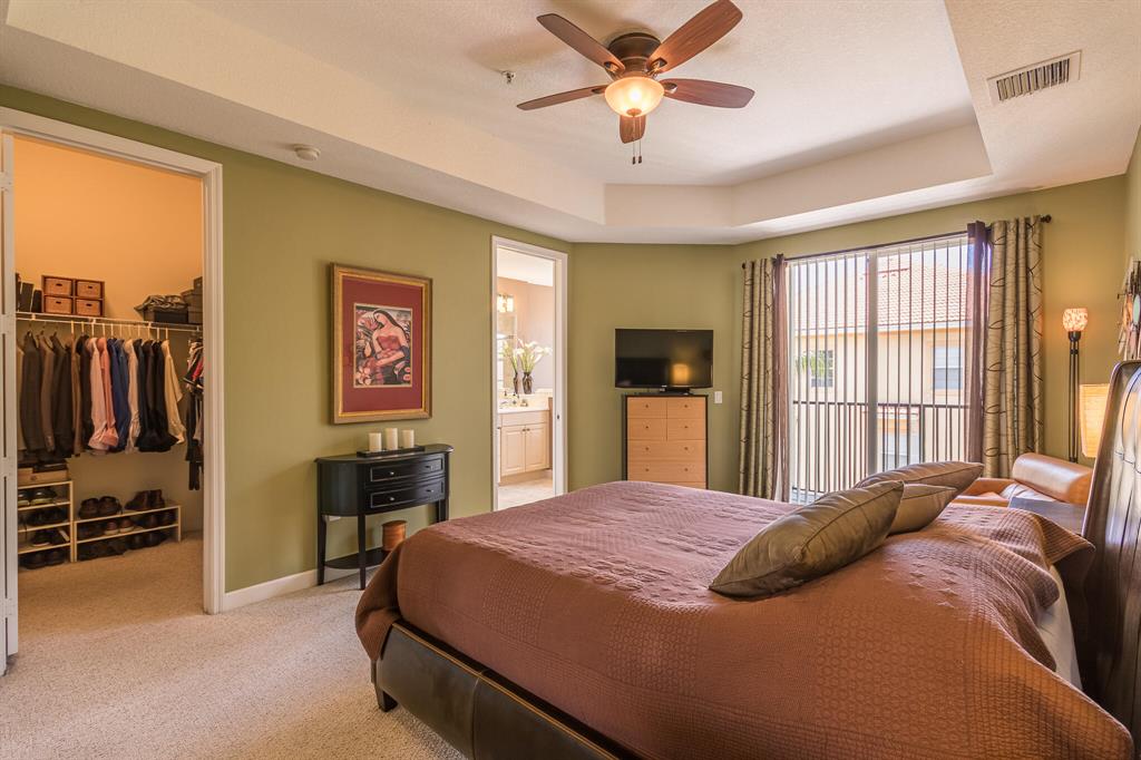 HARBOUR OAKS - Residential