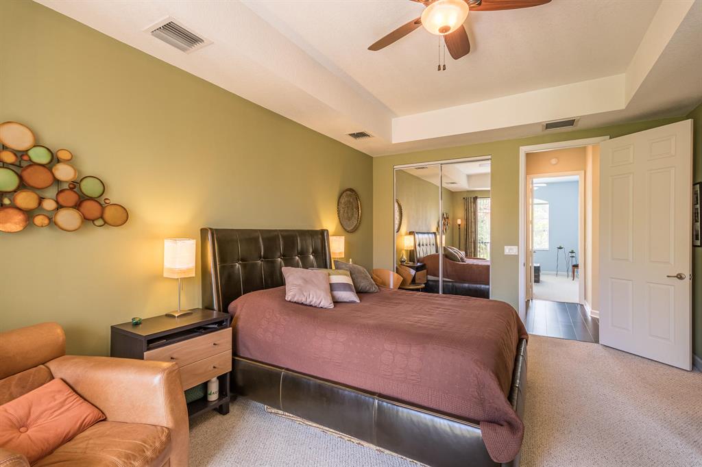 HARBOUR OAKS - Residential