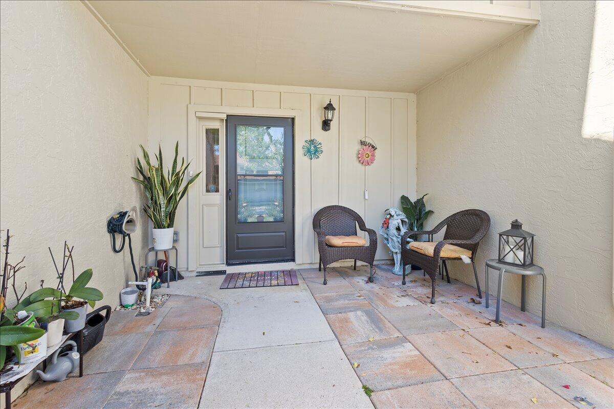 1652 SW Crossing Circle