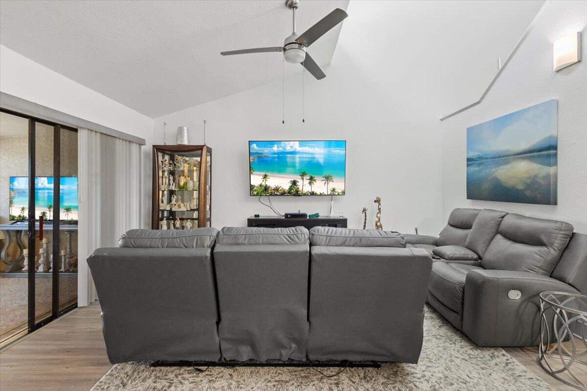 THE CROSSINGS - Residential