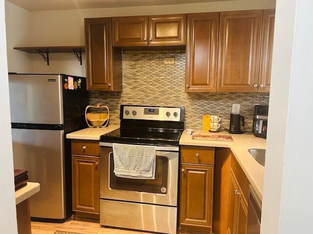 Sunrise Lakes Phase 1 - Residential